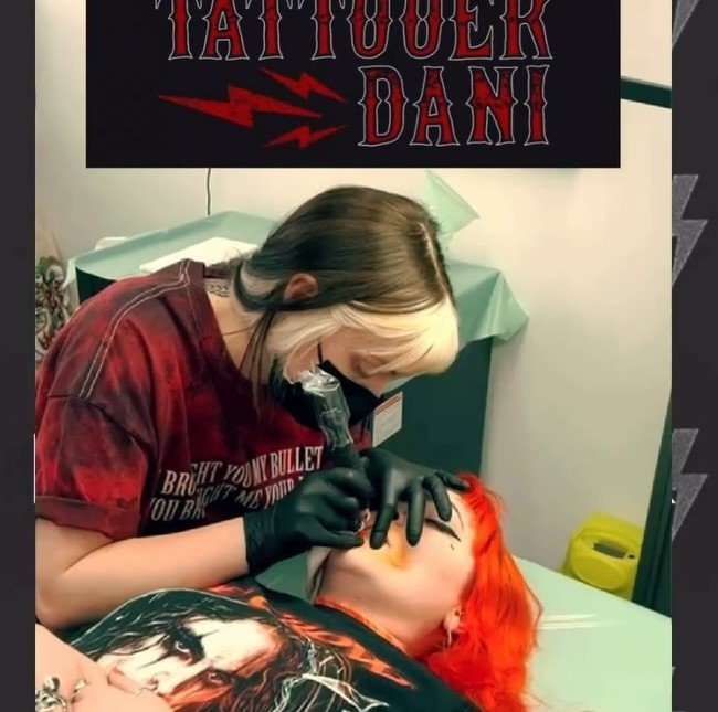 Dani doing semi-permanent makeup on a client at the studio